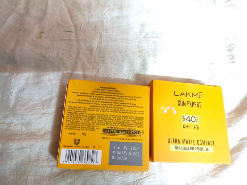 Lakme Sun Expert Compact