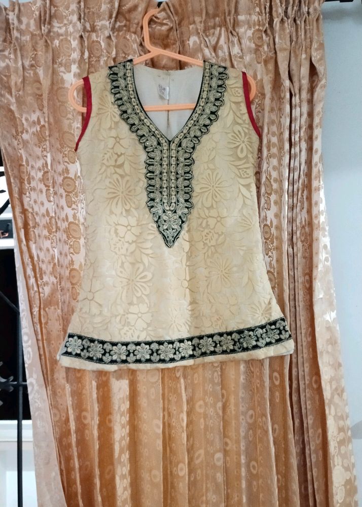 Beutiful Top For Girls