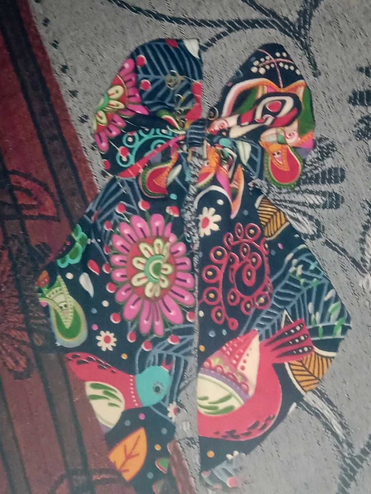 A Beautiful Printed Hair Bow