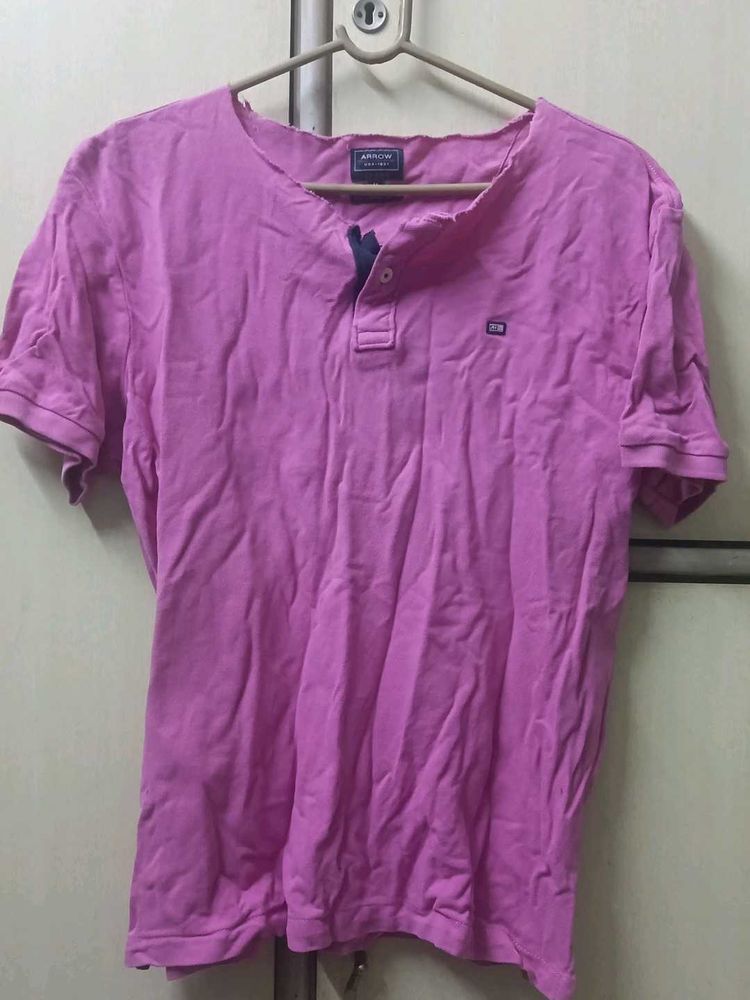 Pink Arrow T-Shirt medium size