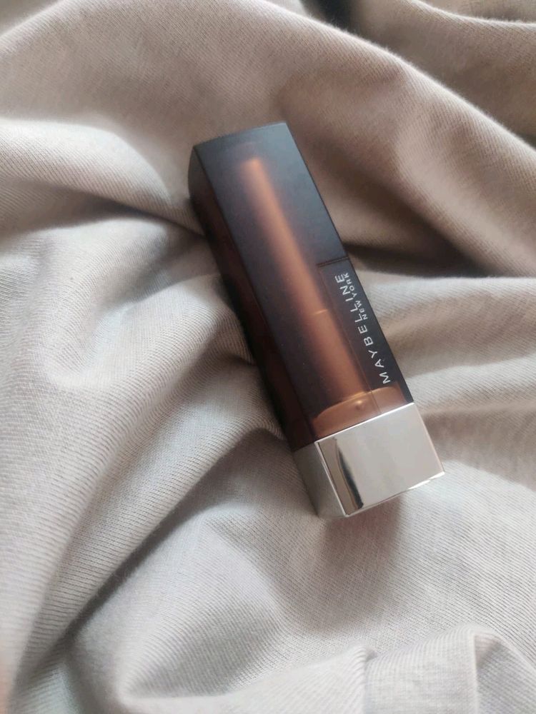 Maybelline Matte Nude Lipstick (Shade-East Village Rose)