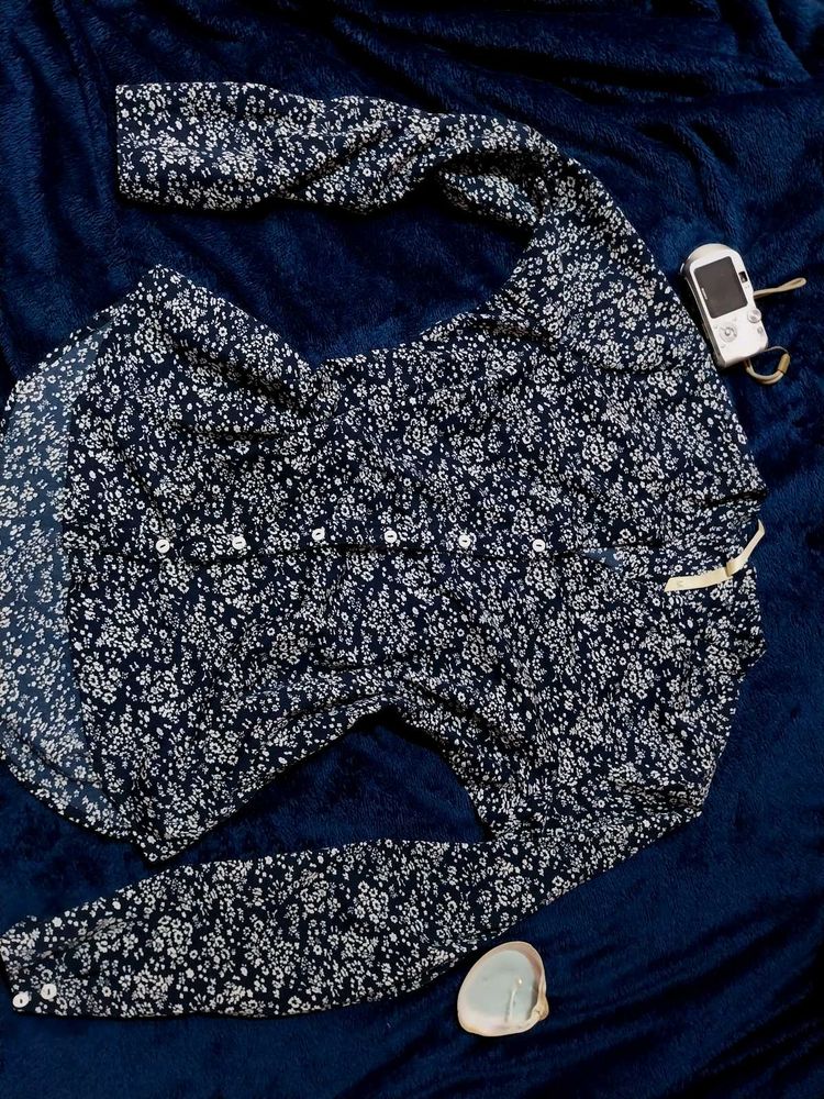 Blue Floral Print Long Sleeve shirt