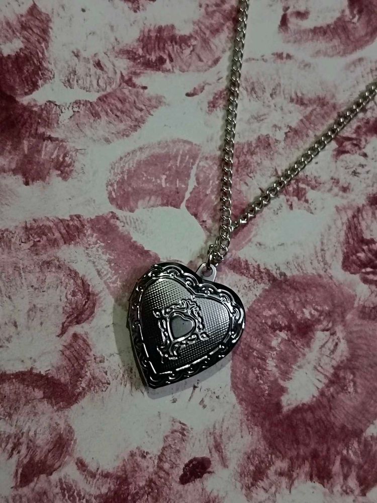 Silver Heart Photo Locket💌✨