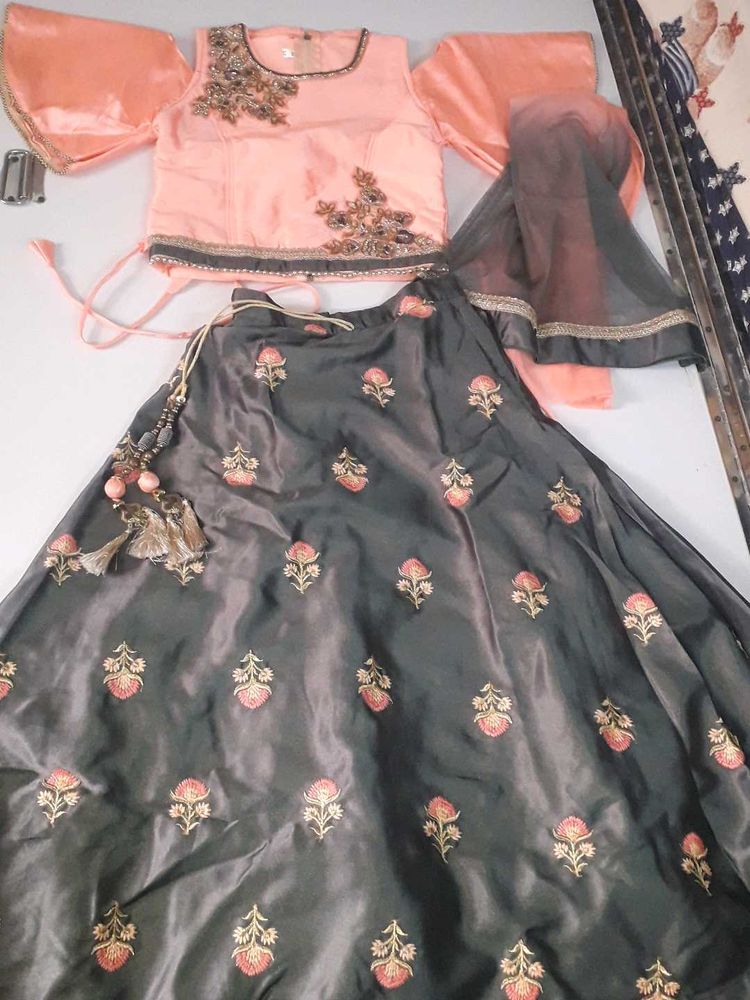 Ethnic Kidwear With Chuni Lehanga Choli