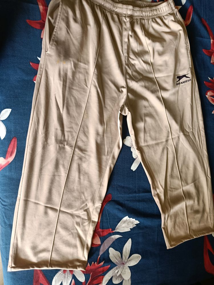 Men Treksuit 42 Size