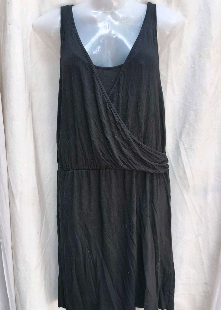 12221. Black Sleeveless Dress