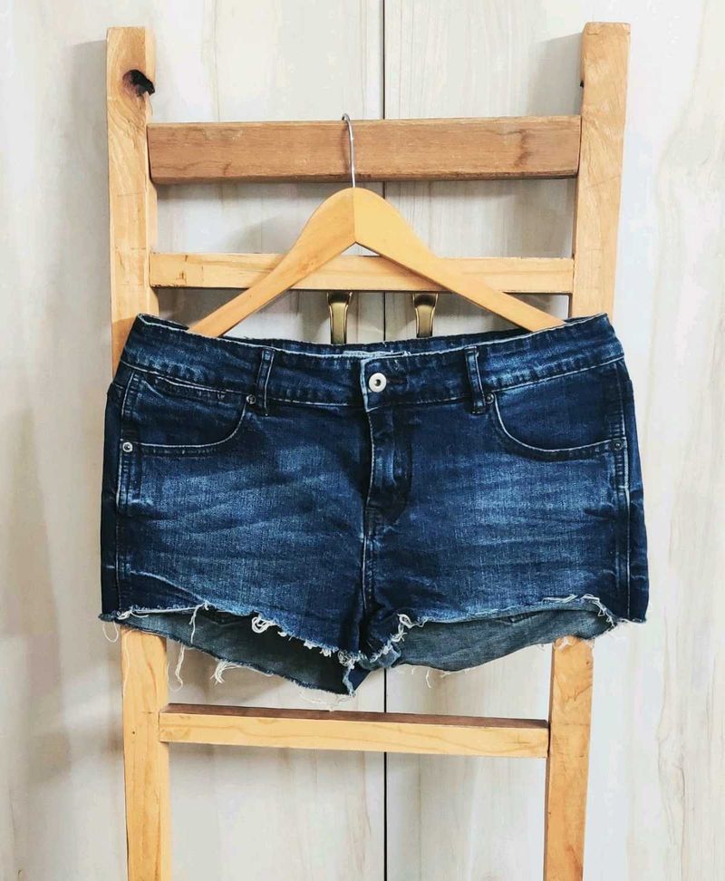 Denim Cut Off Shorts"Pull&amp;Bear" waist-32