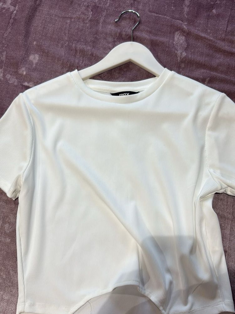 White Ribbed Cropped Tee