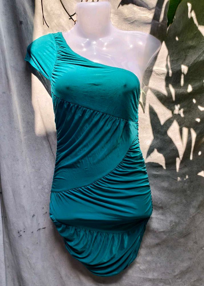 5.25.8 SEXY RUCHED BODYCON