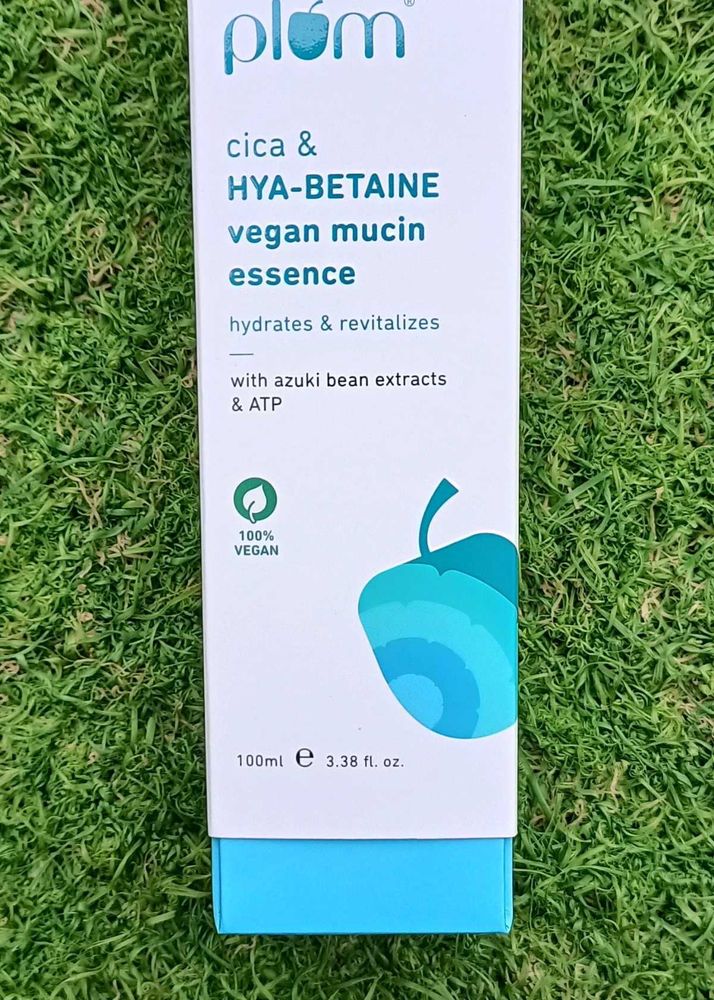 Plum Cica &amp; Hya- Betaine Vegan Mucin Essence