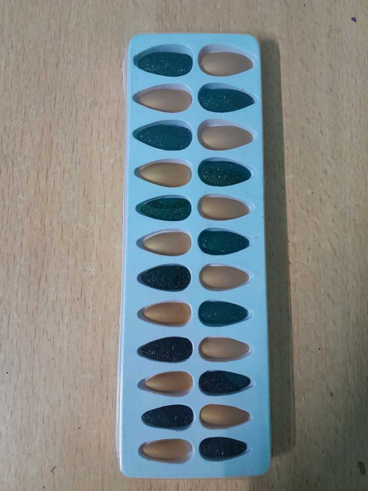 Fake Nails