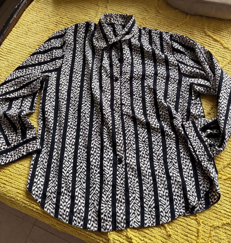 Patterned Button-Down Shirt