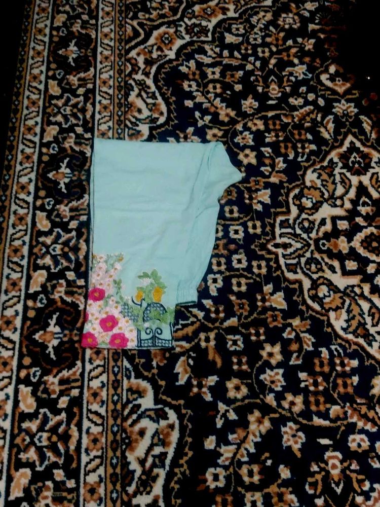 Floral embroidery pakistani suit set