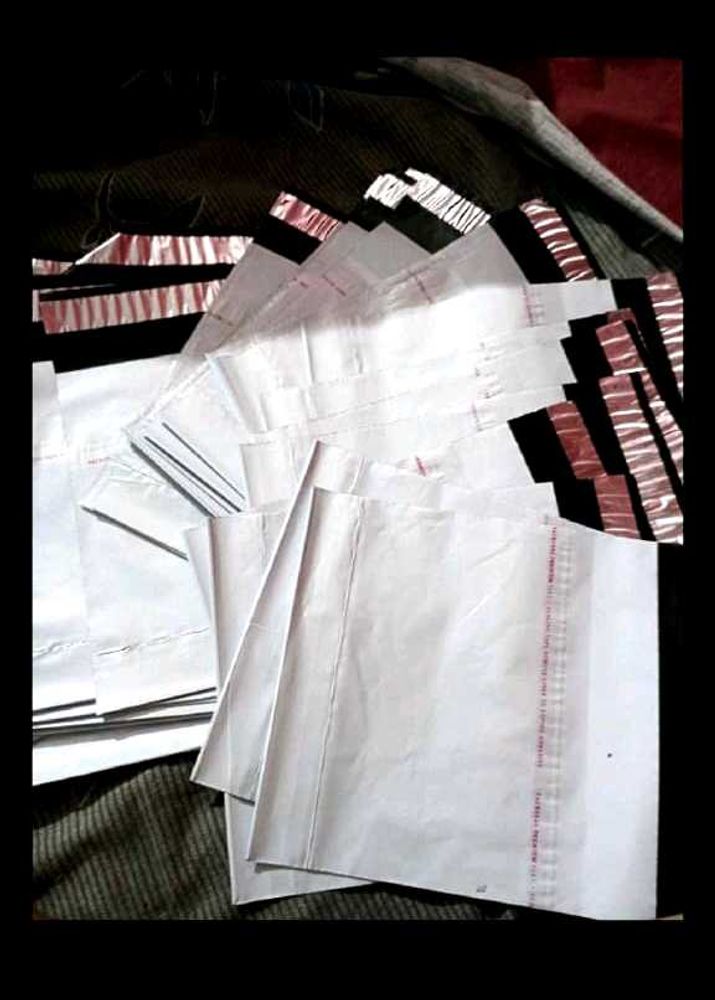 100+100 Shipping/ Courier Bags, Notes