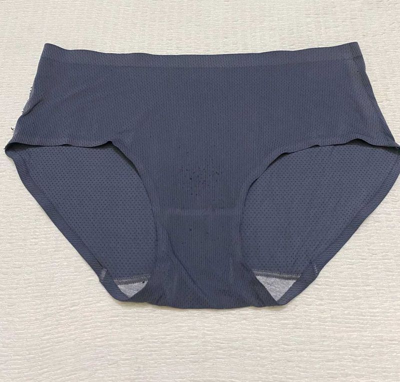 Comfortable Seamless Panties