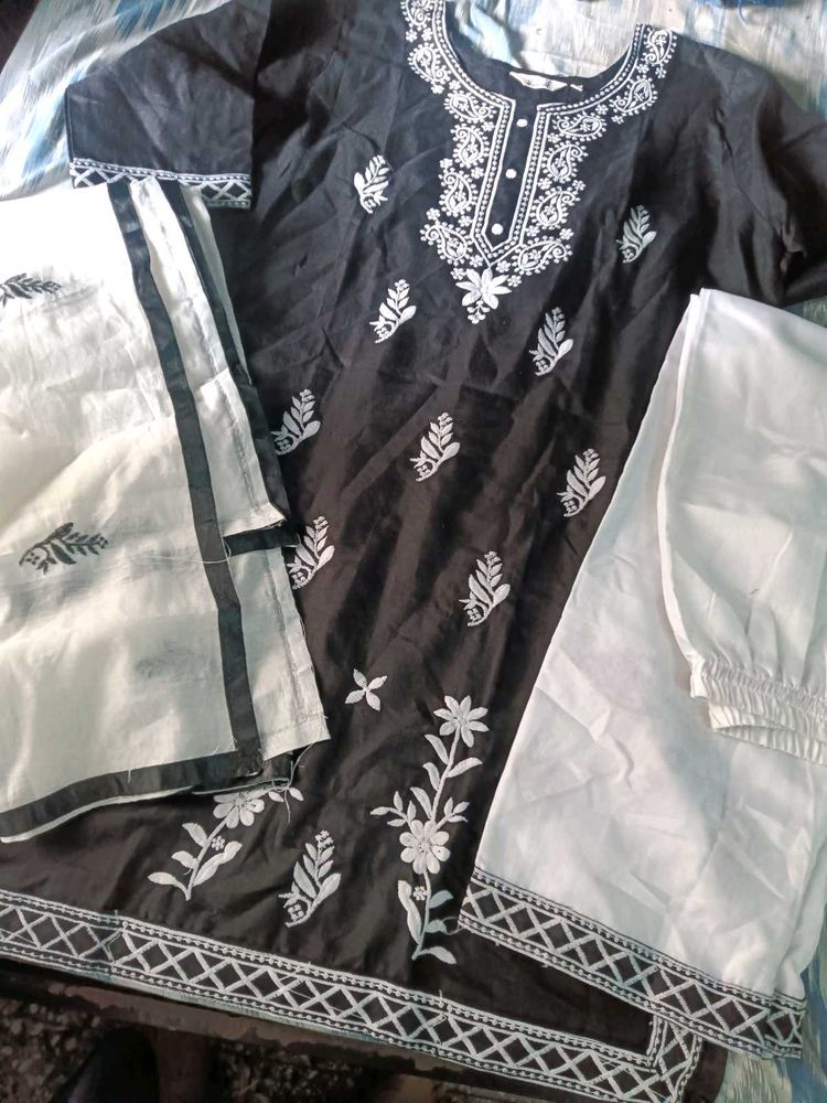 Chikankari Kurta Set