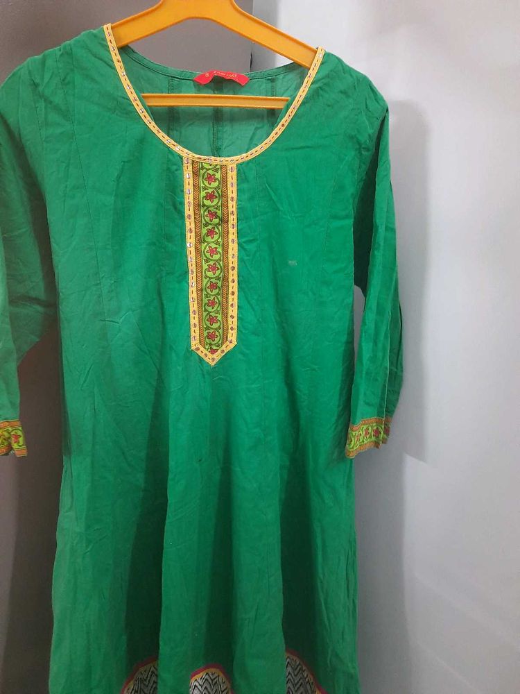 Green Chudidar