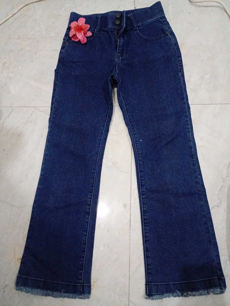 Dark Wash Flare Jeans ♡⁠(⁠&gt;⁠ ⁠ਊ⁠ ⁠&lt;⁠)⁠♡