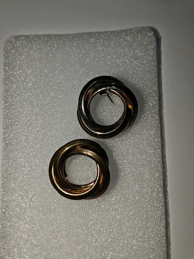 Circle Earrings