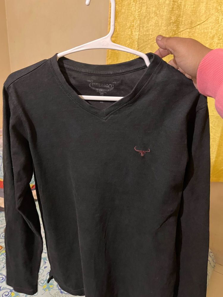 Long Sleeve V-Neck Tee