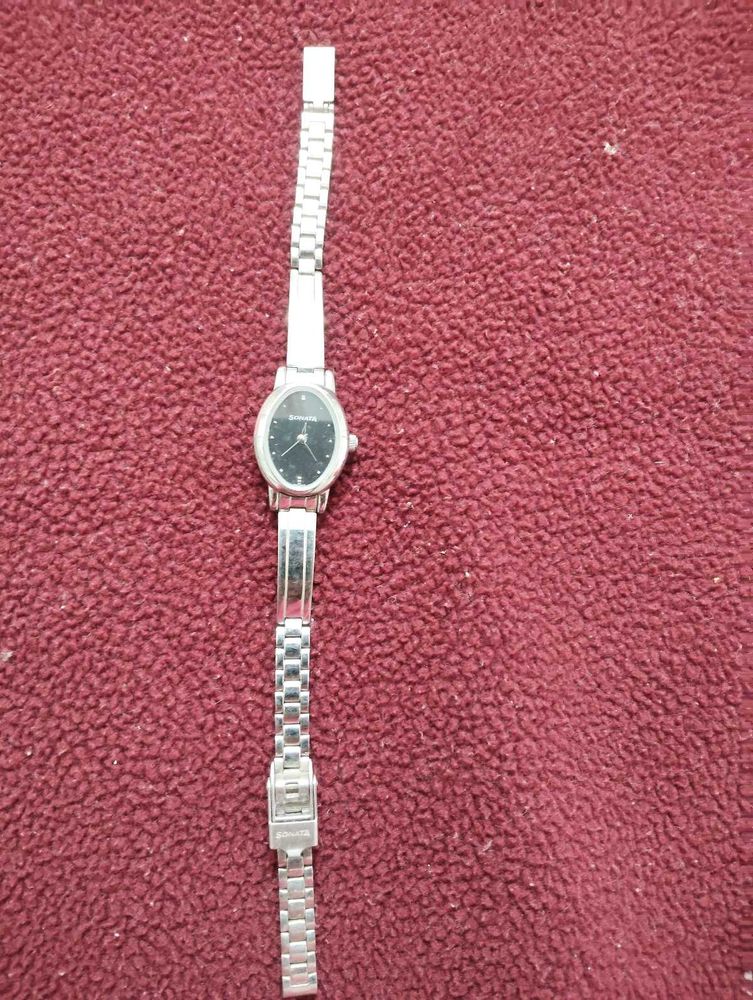 Sonata Vintage Silver-Tone Watch