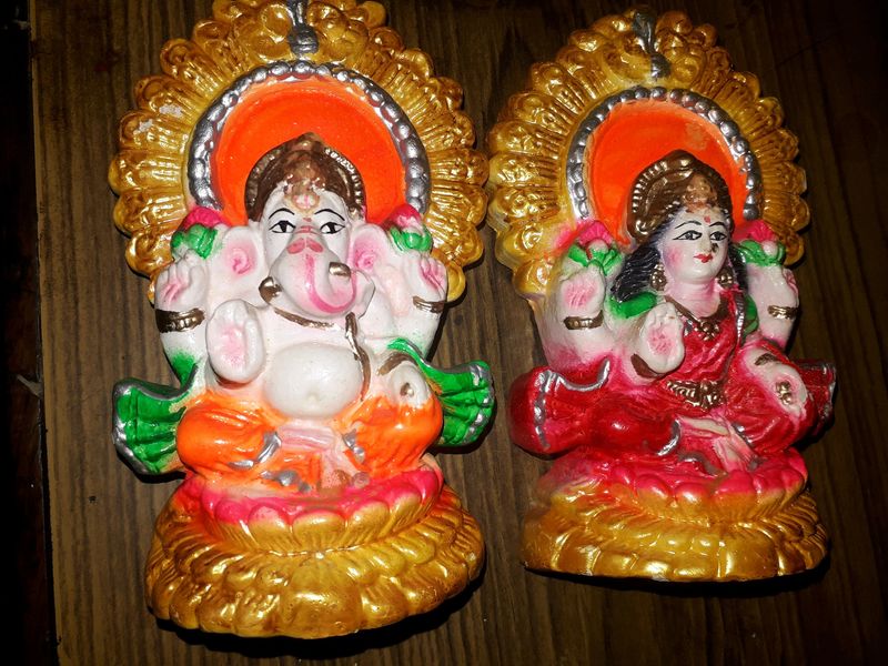 Mata Lakshmi And Ganesh Ji