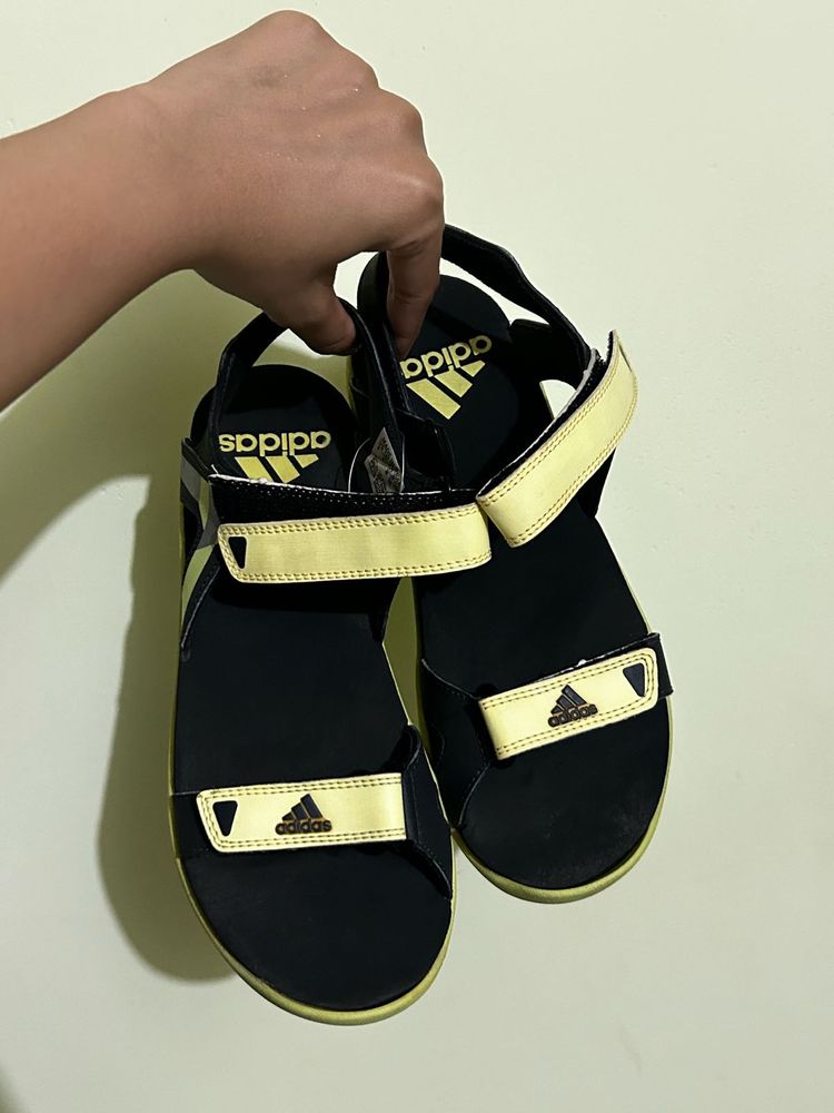 Adidas Floaters