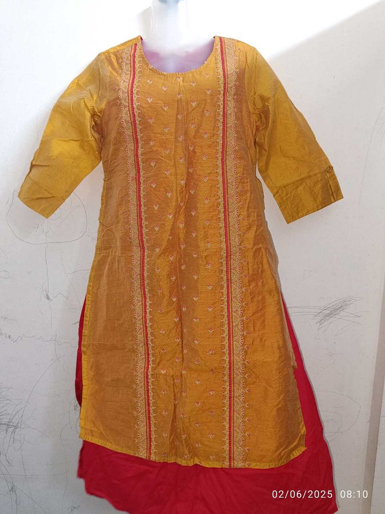 New Unused Medium Avaasa Brand Kurta