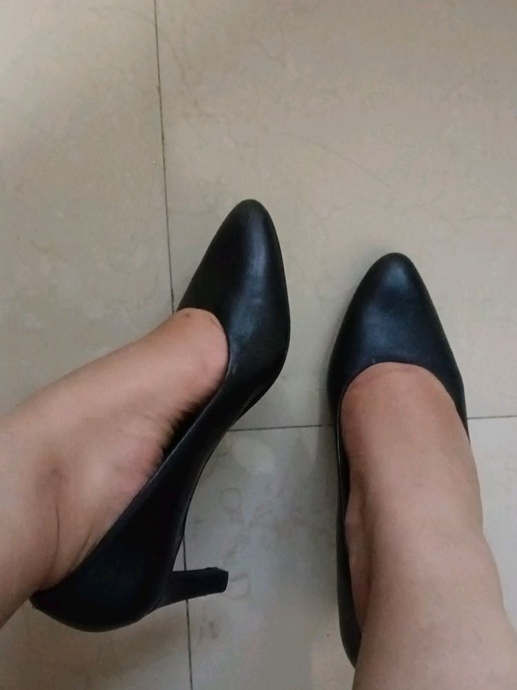 Clarks Heels Size 41 Formal Black