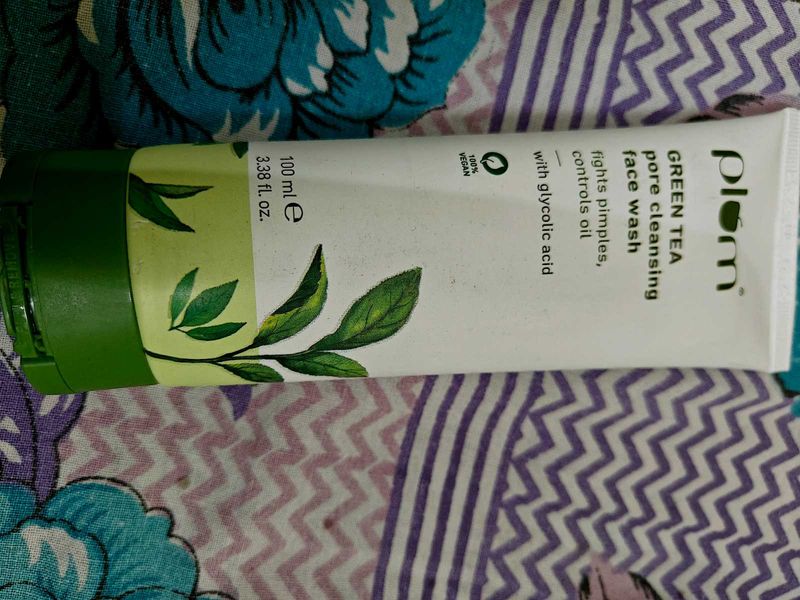 Plum Green Tea Face Wash