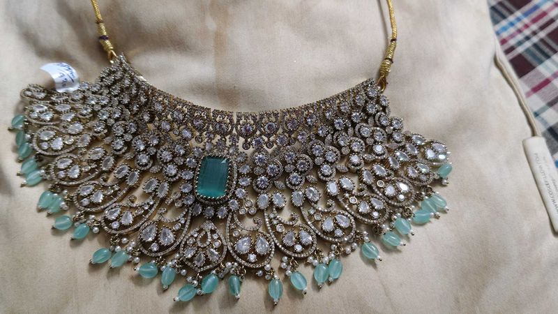 Stunning Necklace Set