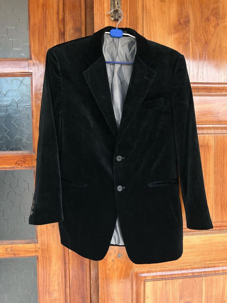 Nina Ricci Authentic 💯 Velvet Blazer