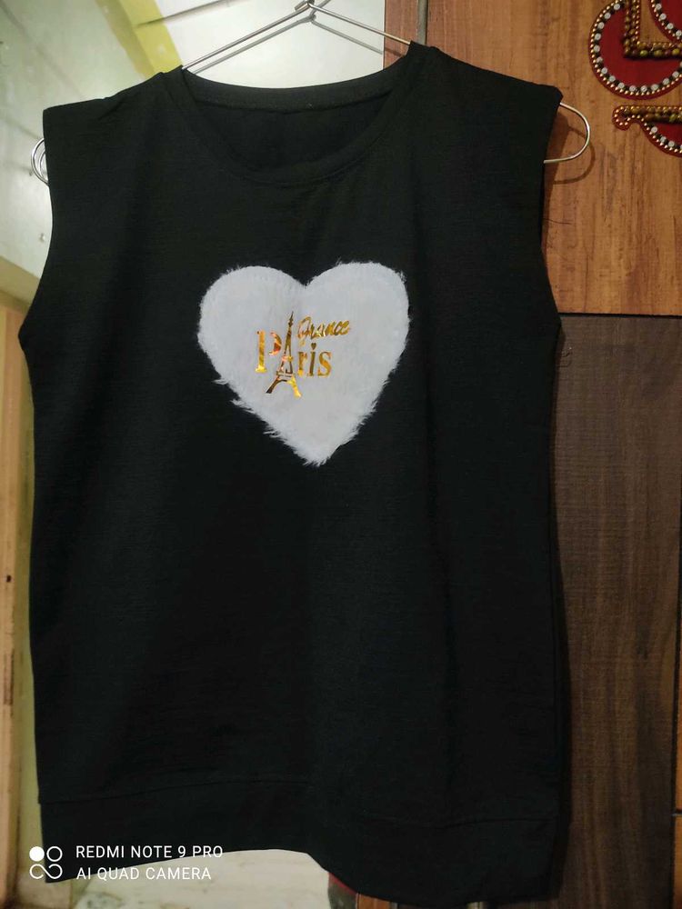 Black Sleeveless Top
