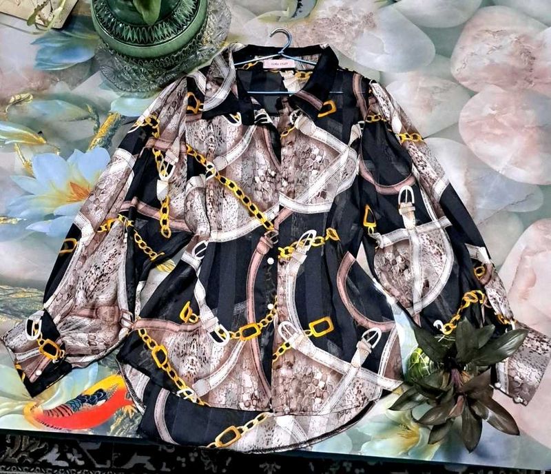Chic Chain Print Blouse