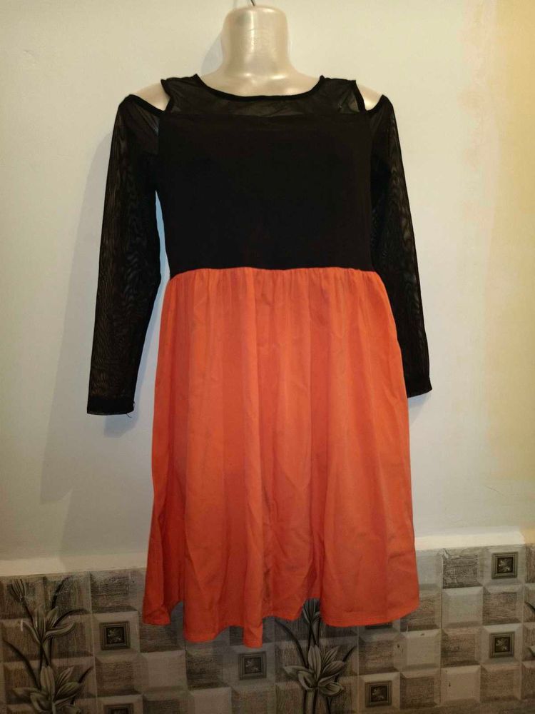 Chic Black &amp; Orange Dress Size Small/ Medium