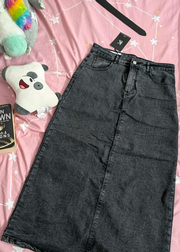 Women Back Cut Skirt 💫