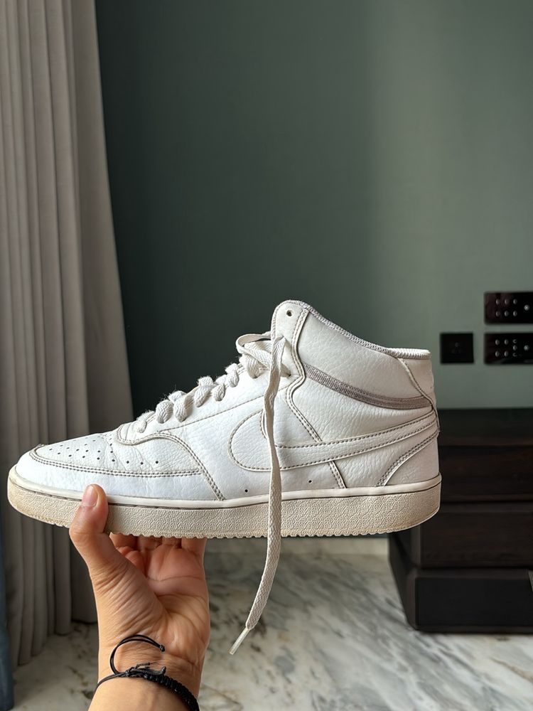 Nike High Ankle Sneekers
