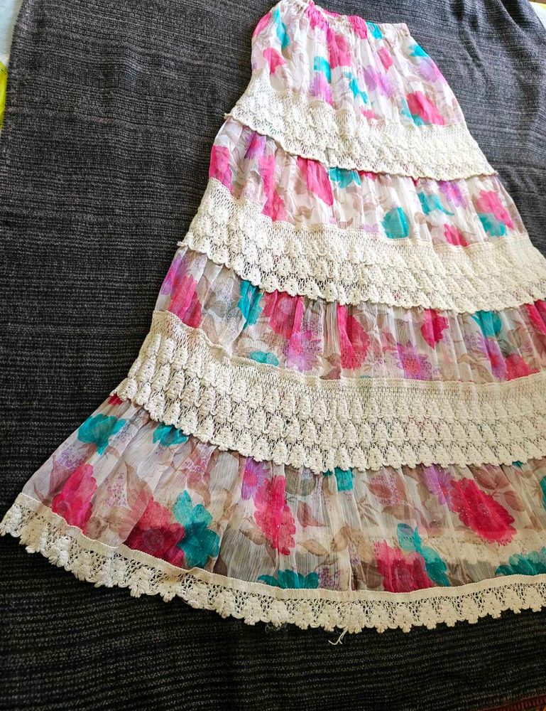🌸Bohemian Floral Crochet Maxi Skirt🌸