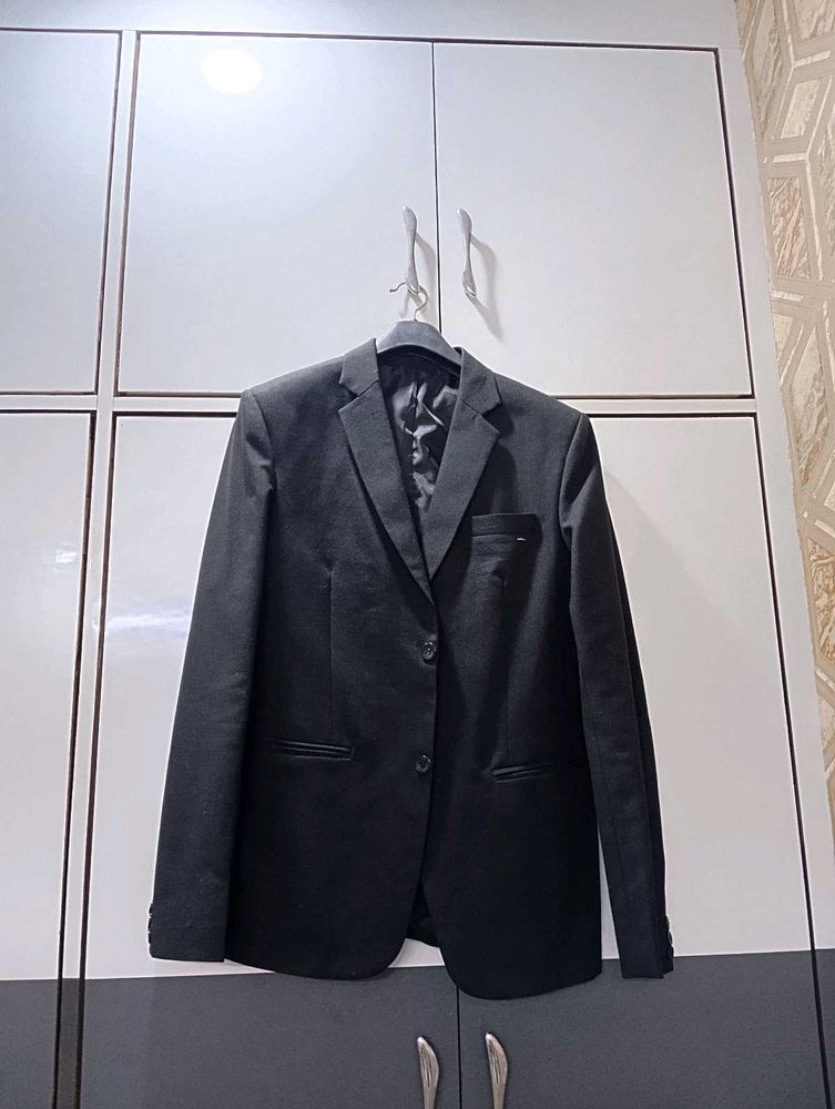 Formal Black Blazer/coat For Men And Women
