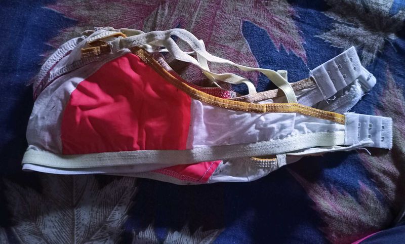I&#39;m Selling 2 Cotton Non Padded Breathable Bra