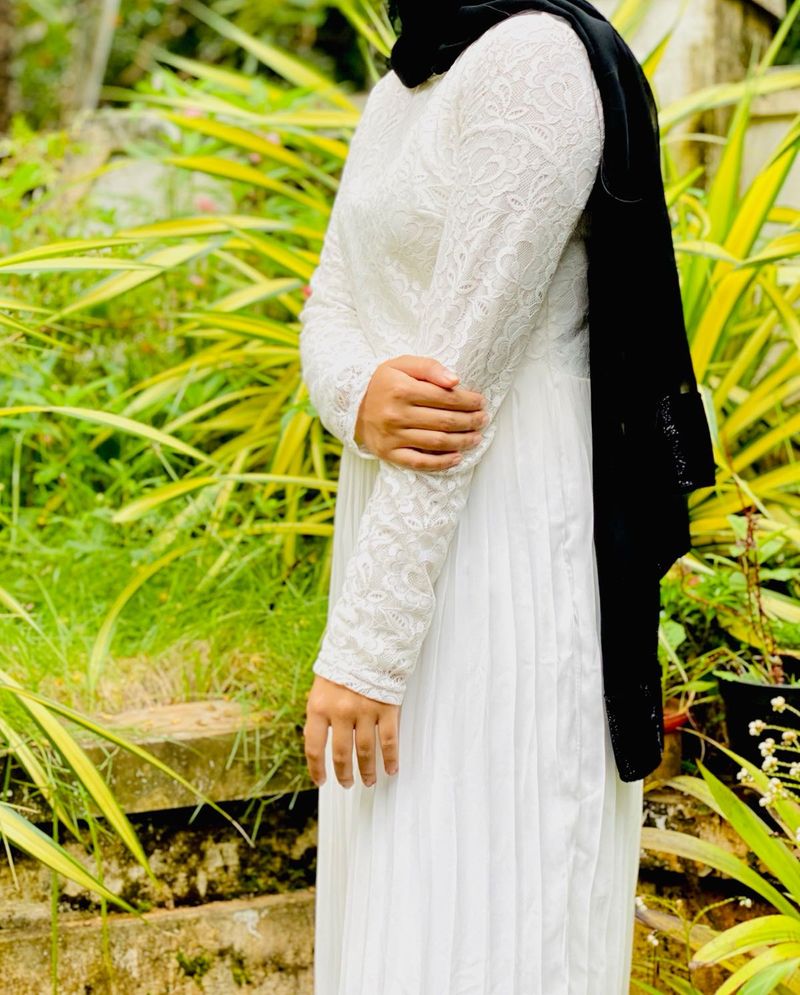 Elegant White ruffle Gown