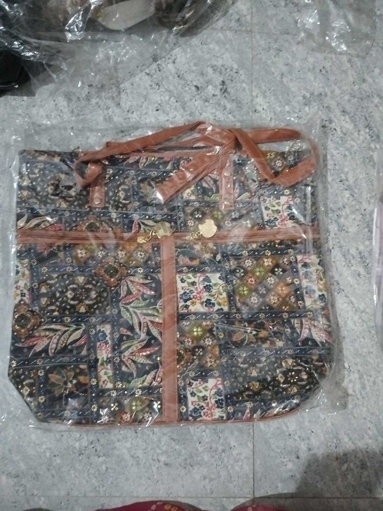 Elegant Floral Tote Bag