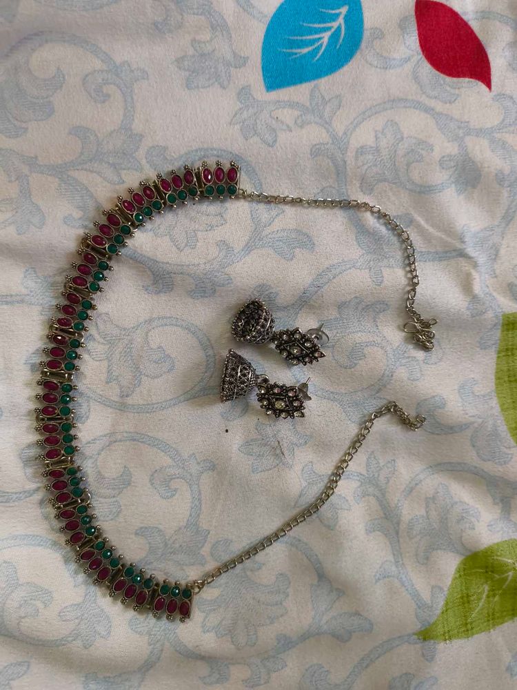 Necklace &amp; Earring Set