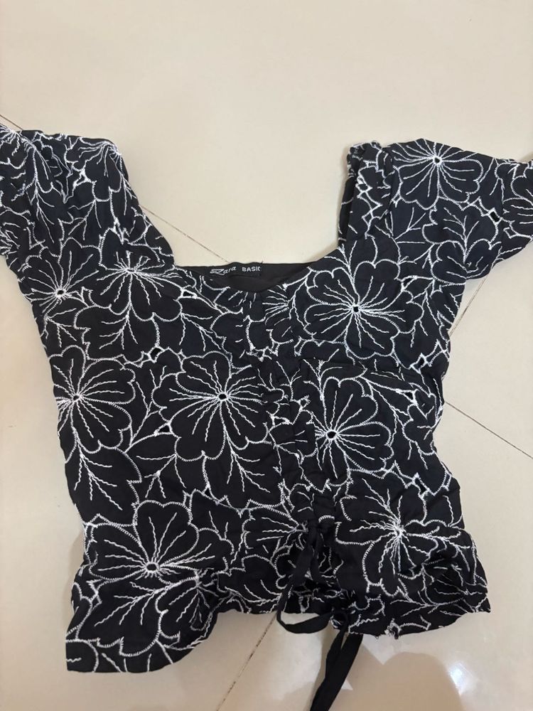 black zara top
