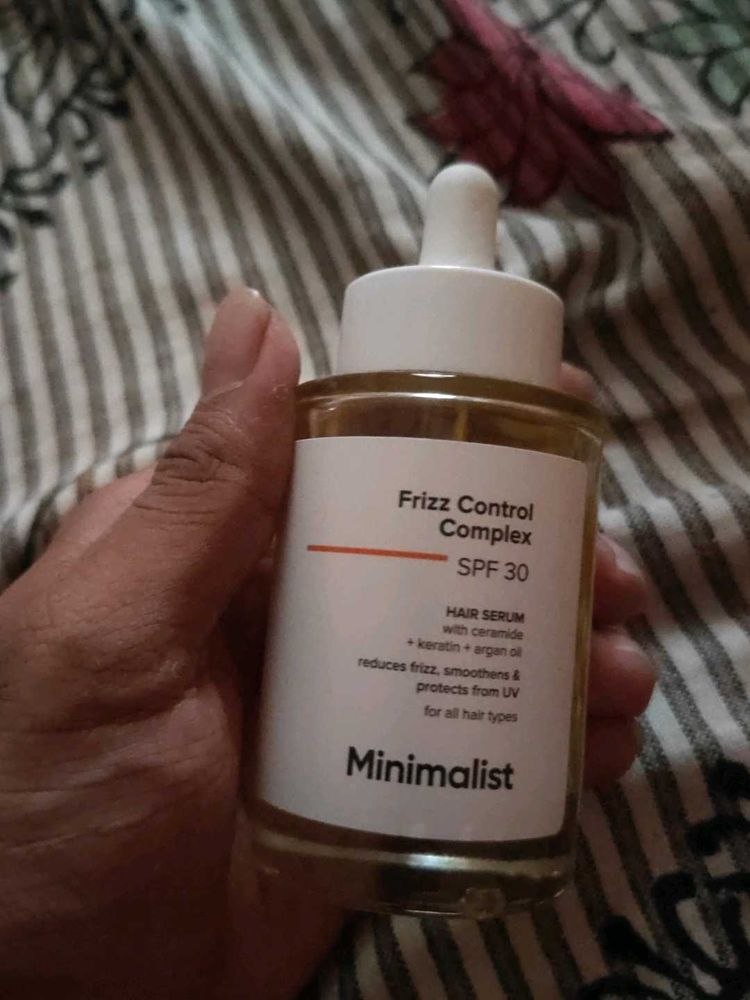 Minimalist Hair Serum