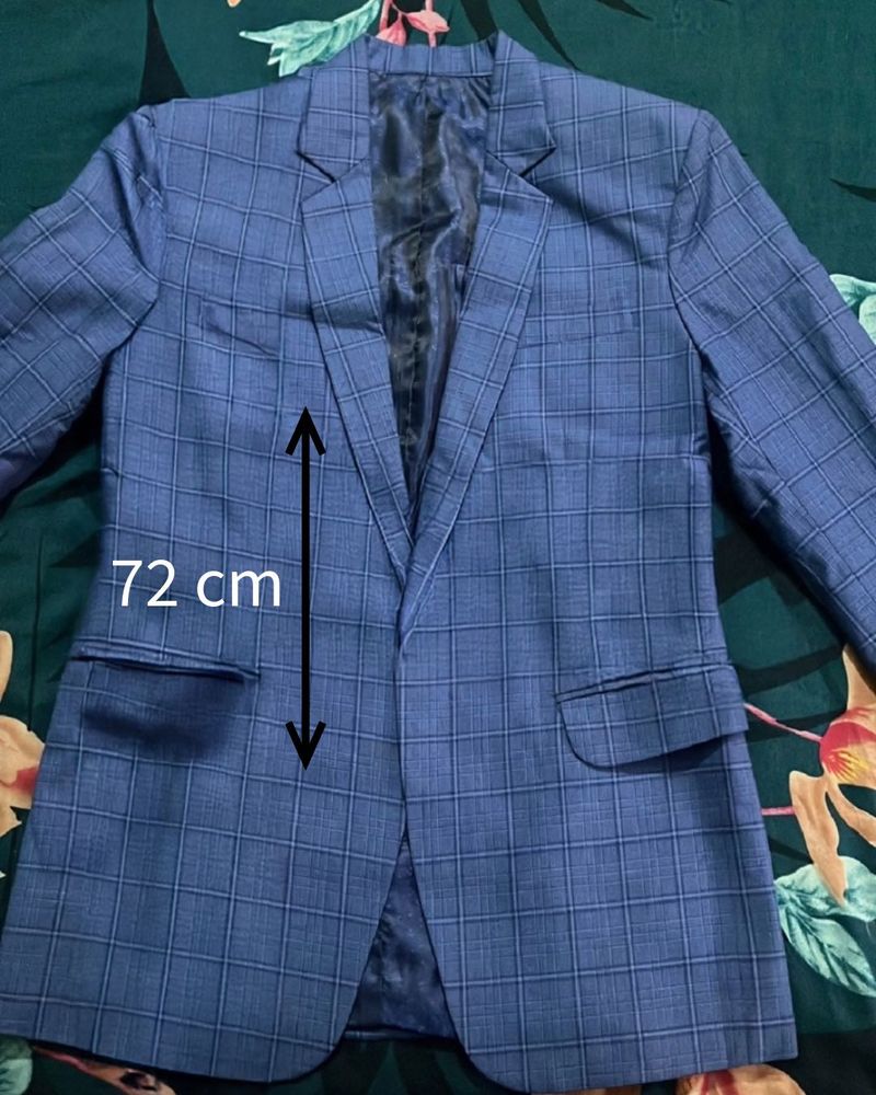 Blue Plaid Blazer - Stylish &amp; Modern for men and g