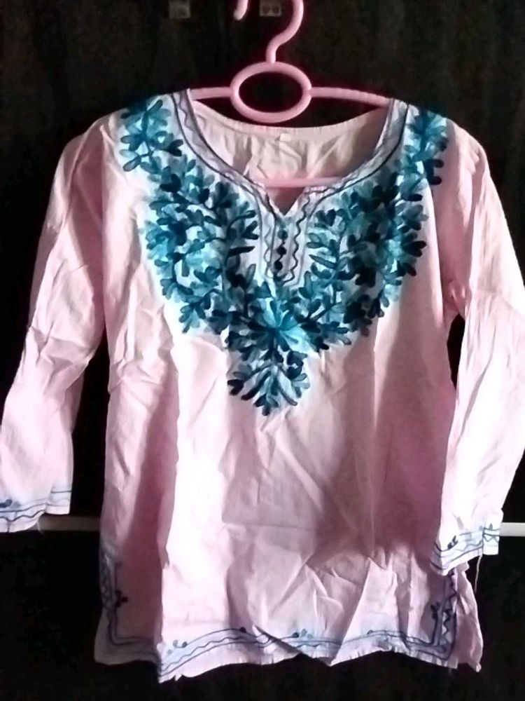 Stylish Embroyded Kurti