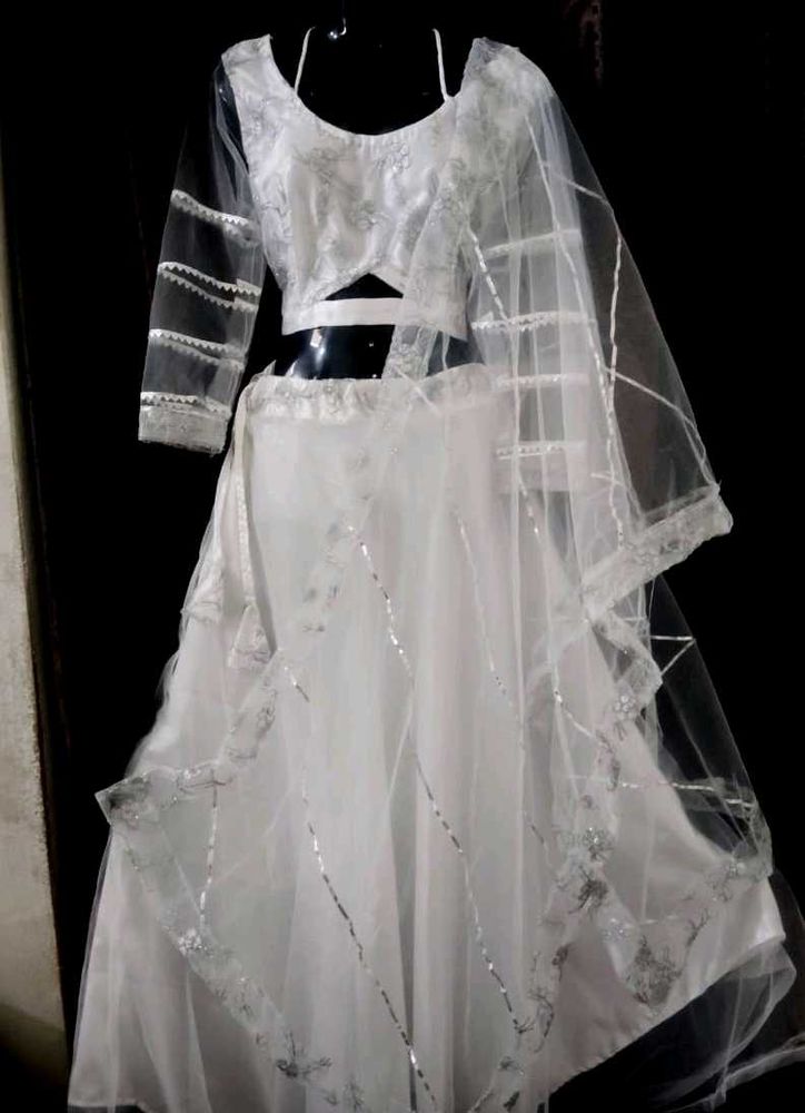 Designer Lehenga Choli With Dupatta Wearing Party