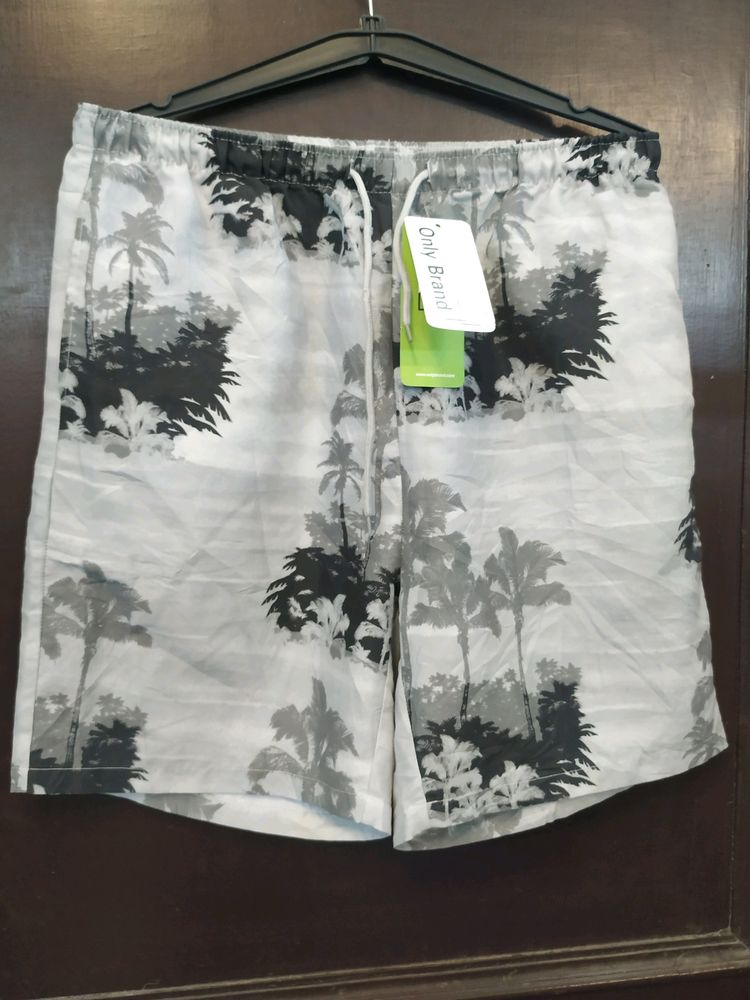 A Export Multibranded Men&#39;s High Quality Half Short