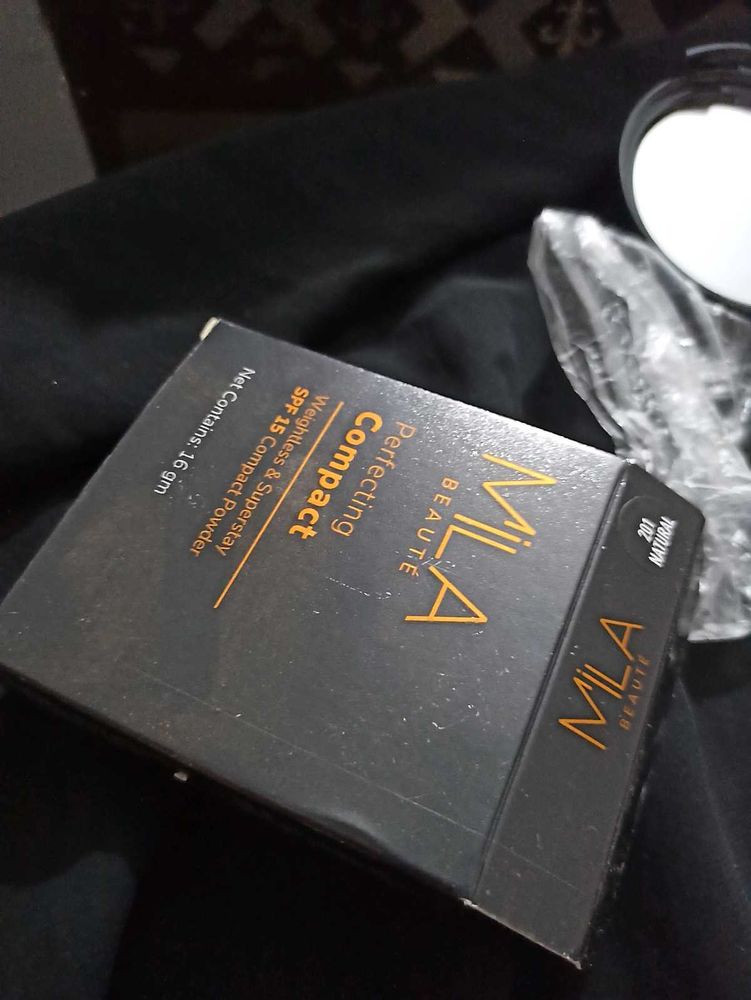 MILA BEAUTE Compact